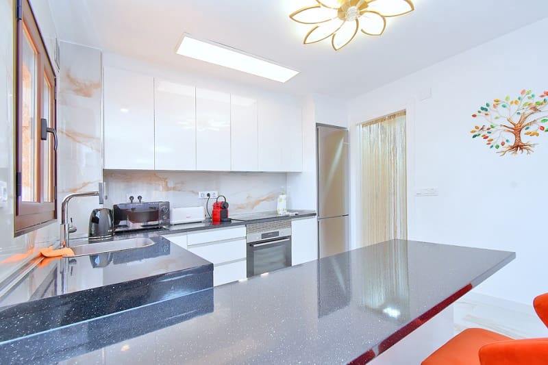 1 sypialnia Apartament na sprzedaż w Los Urrutias z basenem garażem - 168 000 € (Ref: 9374666)