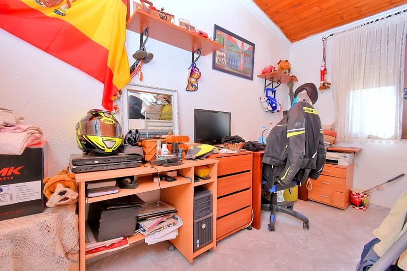 2 soverom Rekkehus til salgs i Los Urrutias med svømmebasseng garasje - € 185 000 (Ref: 9376484)