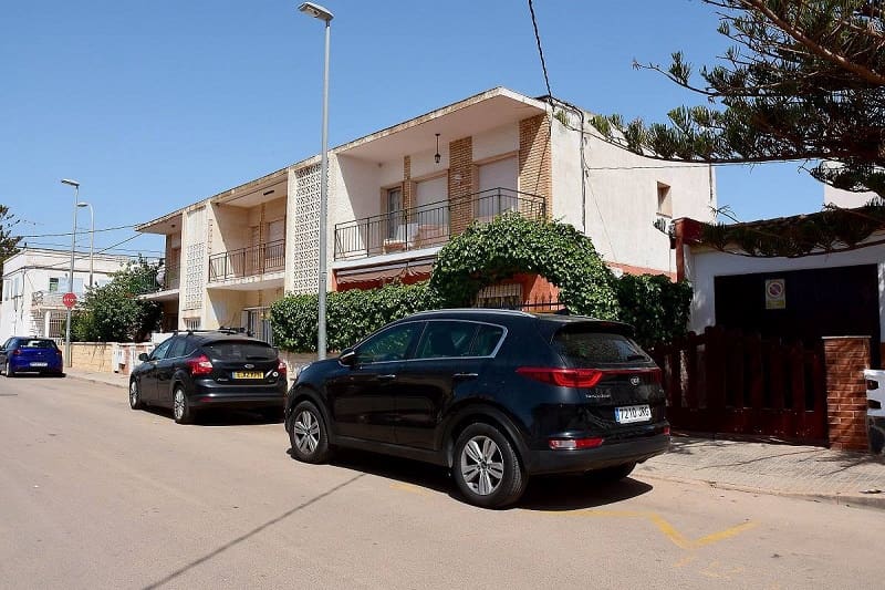 4 quarto Apartamento para venda em Los Urrutias com garagem - 130 000 € (Ref: 9425370)