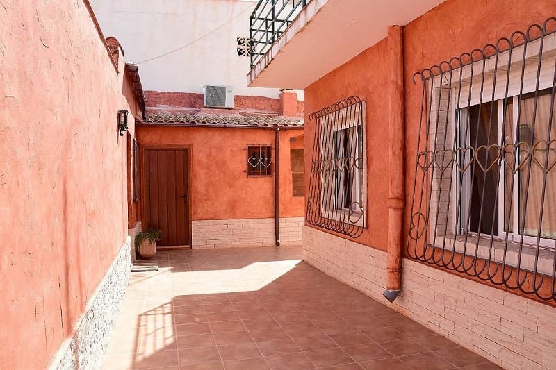 4 quarto Apartamento para venda em Los Urrutias com garagem - 130 000 € (Ref: 9425370)