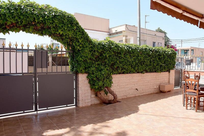 4 quarto Apartamento para venda em Los Urrutias com garagem - 130 000 € (Ref: 9425370)