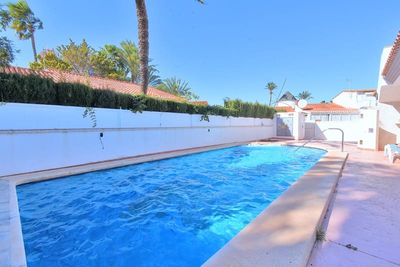 3 soveværelse Villa til salg i Los Urrutias med swimmingpool garage - € 389.000 (Ref: 9569617)