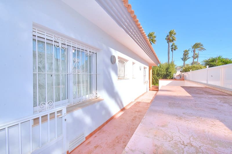 3 soveværelse Villa til salg i Los Urrutias med swimmingpool garage - € 389.000 (Ref: 9569617)