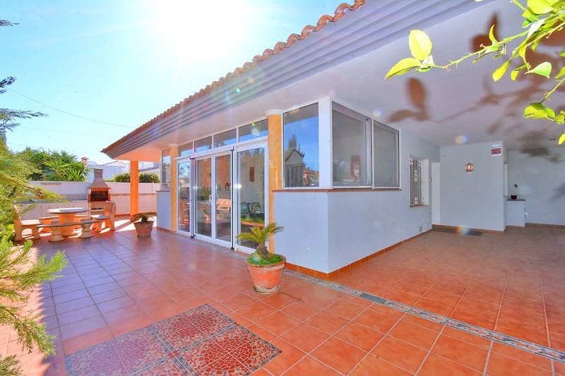 3 soveværelse Villa til salg i Los Urrutias med swimmingpool garage - € 389.000 (Ref: 9569617)