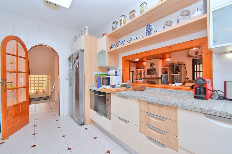 5 quarto Moradia para venda em Los Urrutias com piscina garagem - 799 000 € (Ref: 9576916)