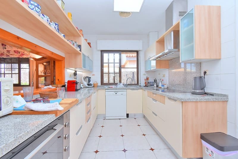 5 quarto Moradia para venda em Los Urrutias com piscina garagem - 799 000 € (Ref: 9576916)