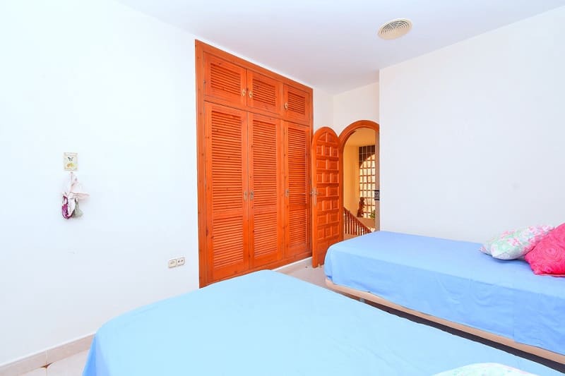 5 quarto Moradia para venda em Los Urrutias com piscina garagem - 799 000 € (Ref: 9576916)