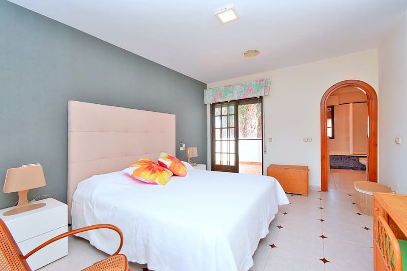 5 quarto Moradia para venda em Los Urrutias com piscina garagem - 799 000 € (Ref: 9576916)