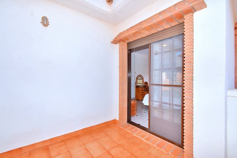 5 quarto Moradia para venda em Los Urrutias com piscina garagem - 799 000 € (Ref: 9576916)