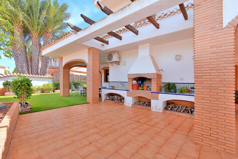 5 quarto Moradia para venda em Los Urrutias com piscina garagem - 799 000 € (Ref: 9576916)