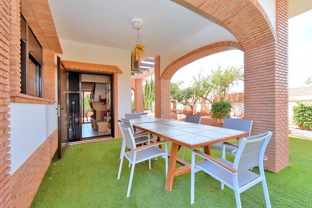 5 quarto Moradia para venda em Los Urrutias, Cartagena com piscina garagem - 799 000 € (Ref: 9576916)