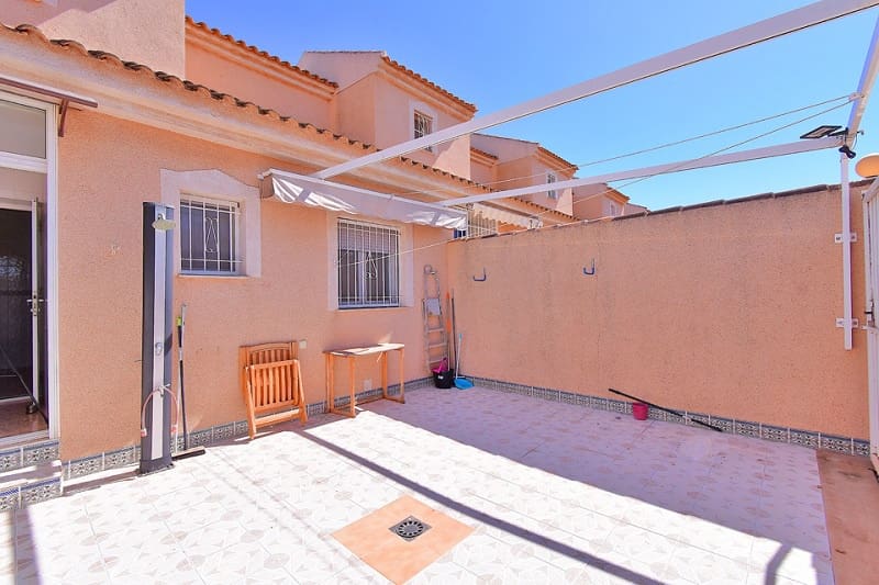 3 chambre Villa/Maison Mitoyenne à vendre à Los Urrutias avec piscine garage - 185 000 € (Ref: 9578036)