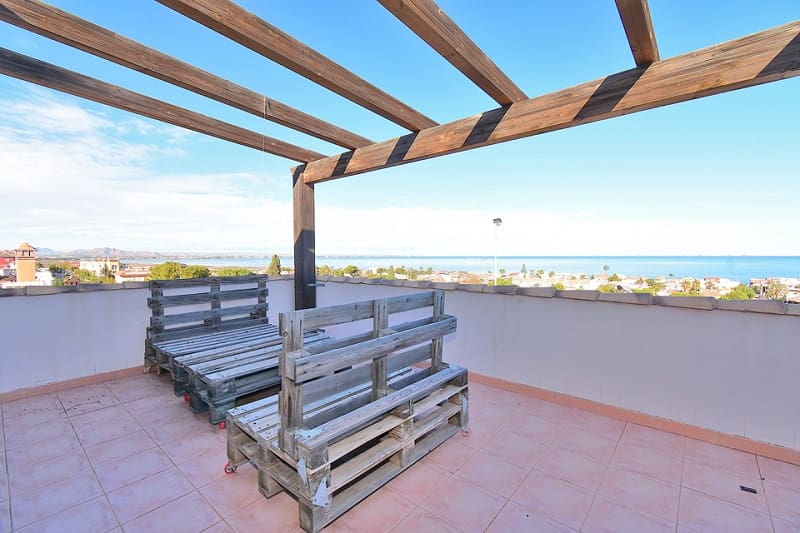 3 makuuhuone Huvila myytävänä paikassa Los Urrutias mukana uima-altaan 
autotalli - 425 000 € (Ref: 9578197)