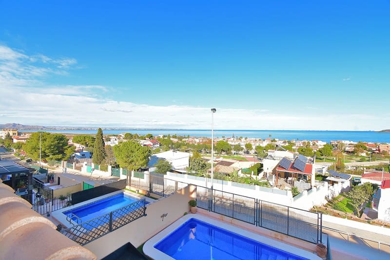 3 makuuhuone Huvila myytävänä paikassa Los Urrutias mukana uima-altaan 
autotalli - 425 000 € (Ref: 9578197)