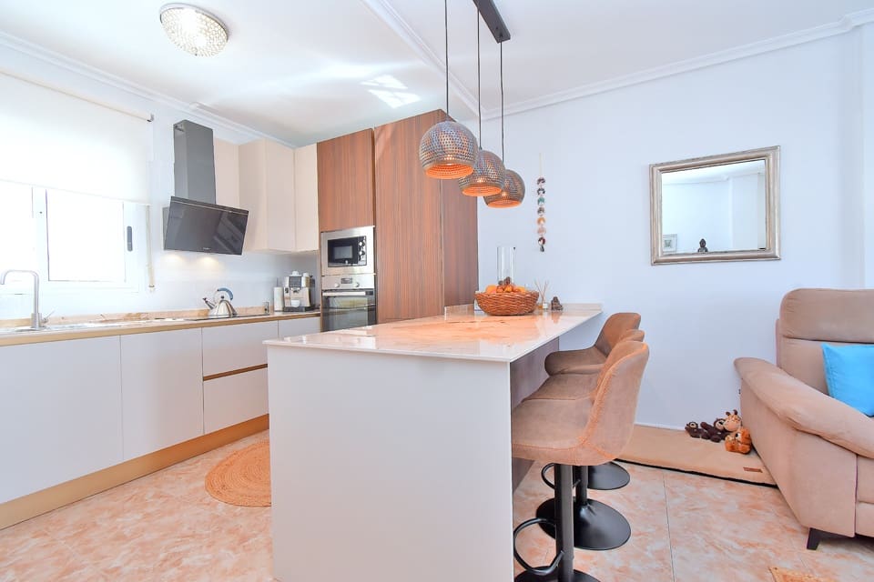 3 bedroom Terraced Villa for sale in Los Urrutias with pool - € 249,000 (Ref: 9777000)