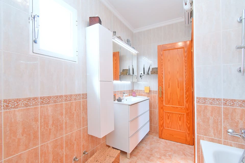 3 bedroom Terraced Villa for sale in Los Urrutias with pool - € 249,000 (Ref: 9777000)