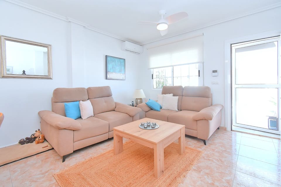 3 bedroom Terraced Villa for sale in Los Urrutias with pool - € 249,000 (Ref: 9777000)