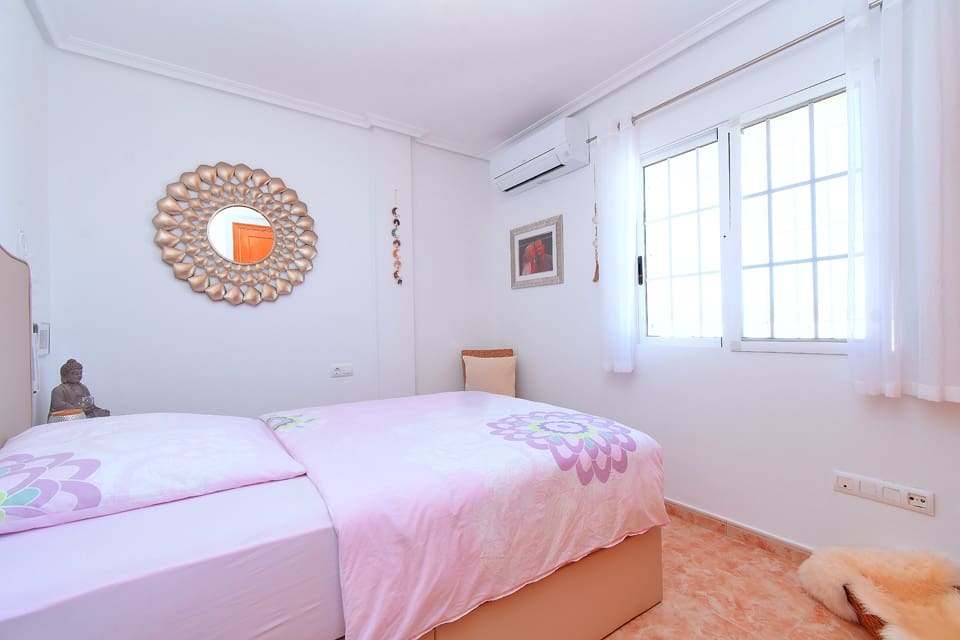 3 bedroom Terraced Villa for sale in Los Urrutias with pool - € 249,000 (Ref: 9777000)