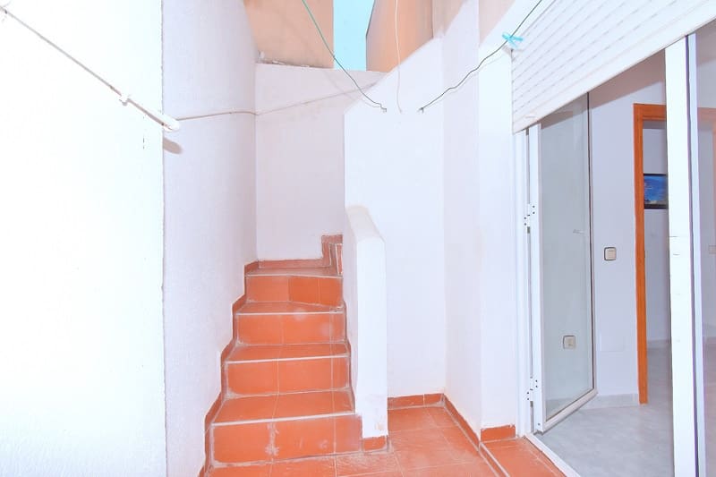 2 soverom Rekkehus til salgs i Los Urrutias med garasje - € 149 000 (Ref: 9777208)