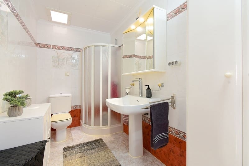 1 soverom Bungalow til salgs i Los Urrutias med svømmebasseng - € 590 (Ref: 9799920)