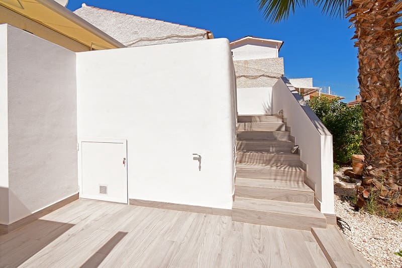 1 soverom Bungalow til salgs i Los Urrutias med svømmebasseng - € 590 (Ref: 9799920)