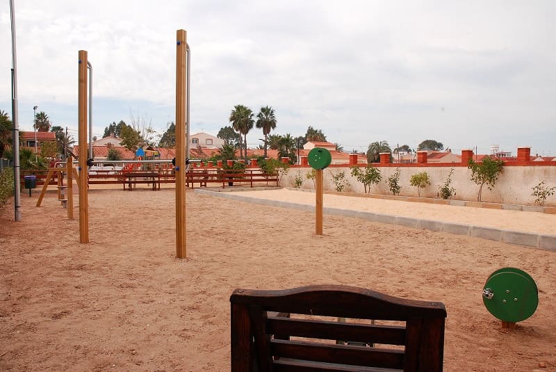 2 bedroom Bungalow for holiday rental in Los Urrutias with pool - € 520 (Ref: 9800096)