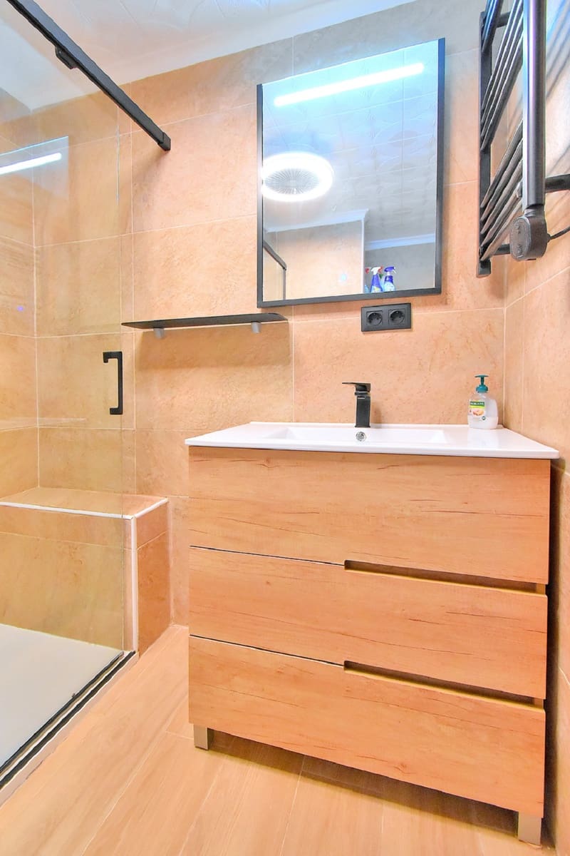 2 bedroom Bungalow for holiday rental in Los Urrutias with pool - € 520 (Ref: 9800096)