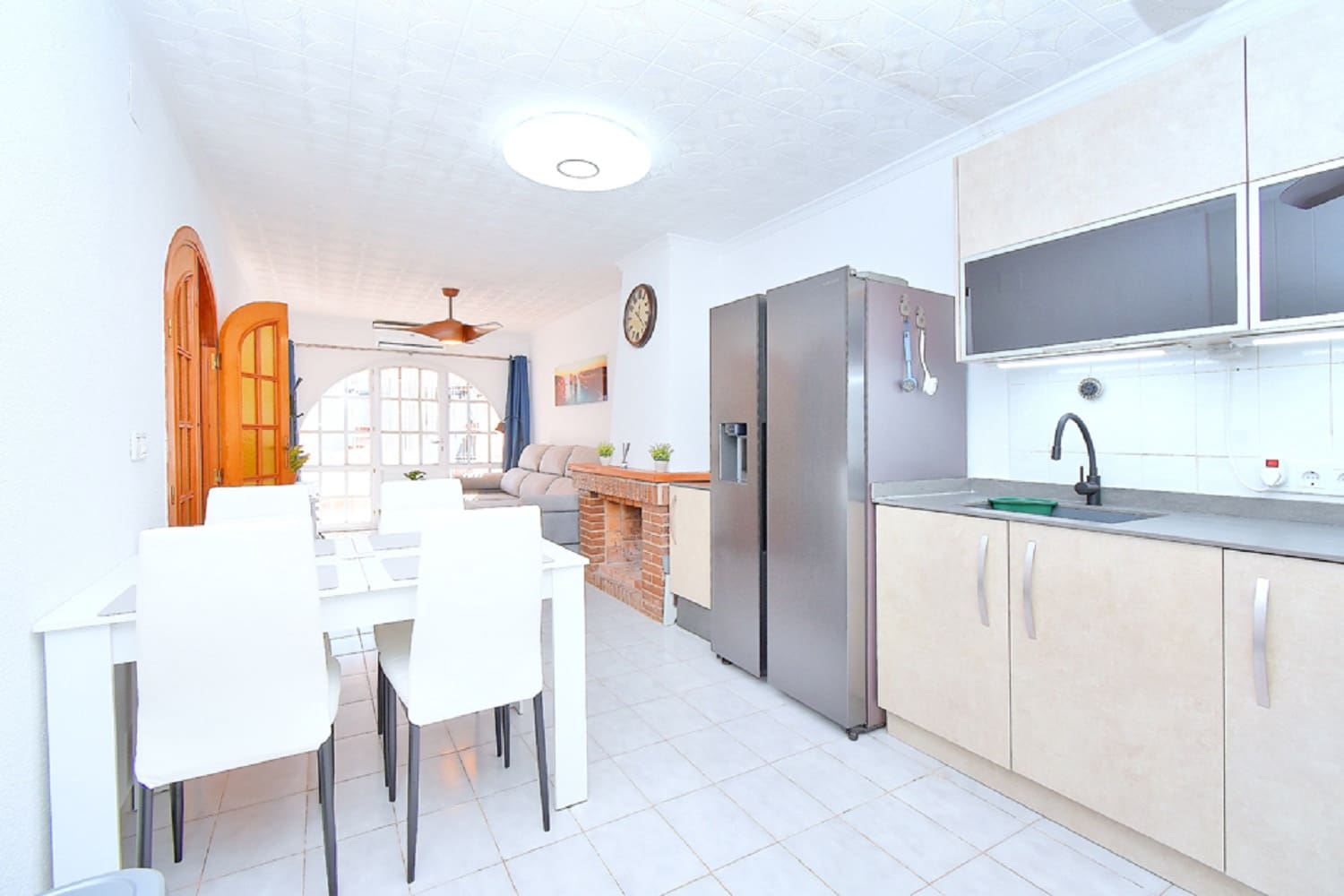 2 bedroom Bungalow for holiday rental in Los Urrutias with pool - € 520 (Ref: 9800096)