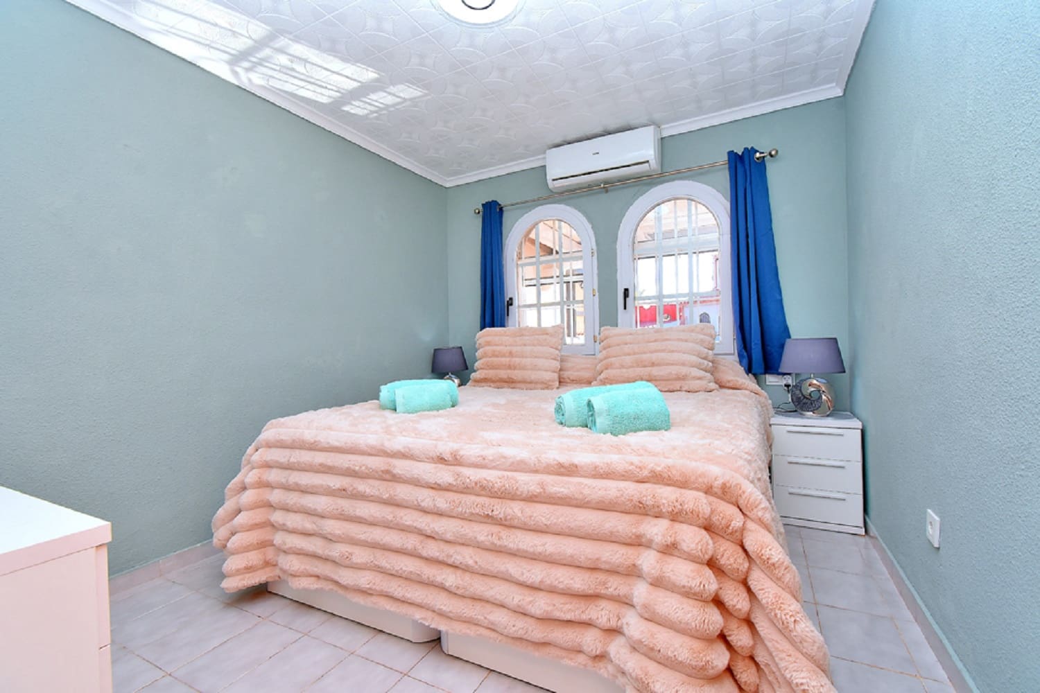 2 bedroom Bungalow for holiday rental in Los Urrutias with pool - € 520 (Ref: 9800096)