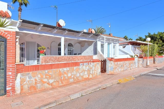 2 bedroom Bungalow for holiday rental in Los Urrutias, Cartagena with pool - € 520 (Ref: 9800096)
