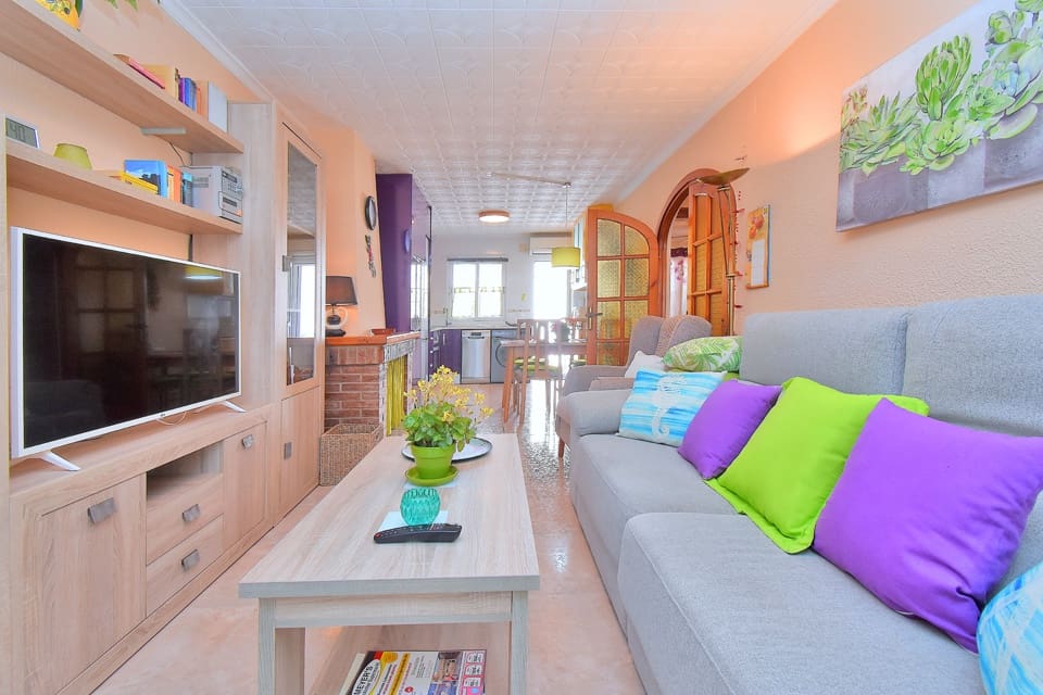 2 bedroom Bungalow for holiday rental in Los Urrutias with pool - € 520 (Ref: 9800100)