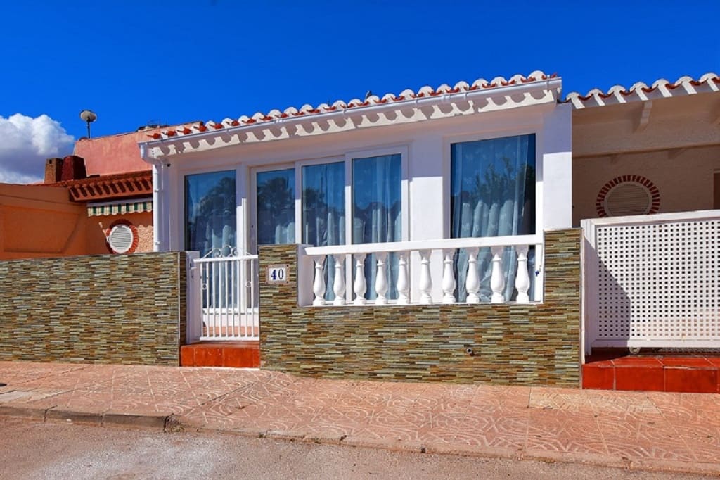 2 quarto Bungalow para arrendamento para férias em Los Urrutias com piscina - 520 € (Ref: 9800123)