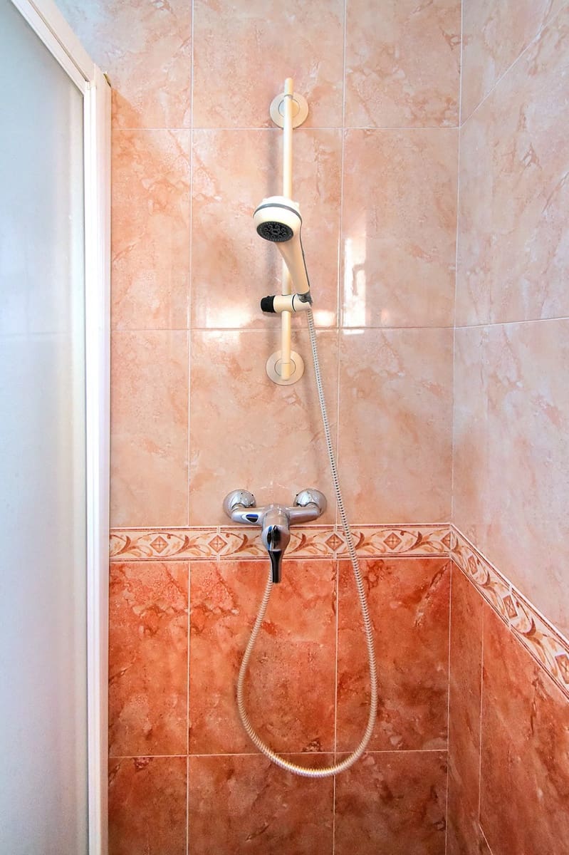 2 soverom Leilighet til salgs i Los Urrutias med svømmebasseng garasje - € 590 (Ref: 9800201)