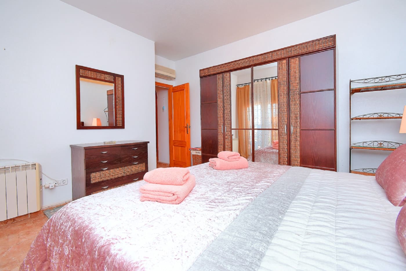 2 soverom Leilighet til salgs i Los Urrutias med svømmebasseng garasje - € 590 (Ref: 9800201)