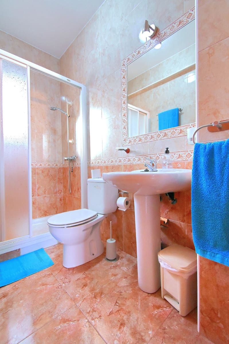 2 soverom Leilighet til salgs i Los Urrutias med svømmebasseng garasje - € 590 (Ref: 9800201)