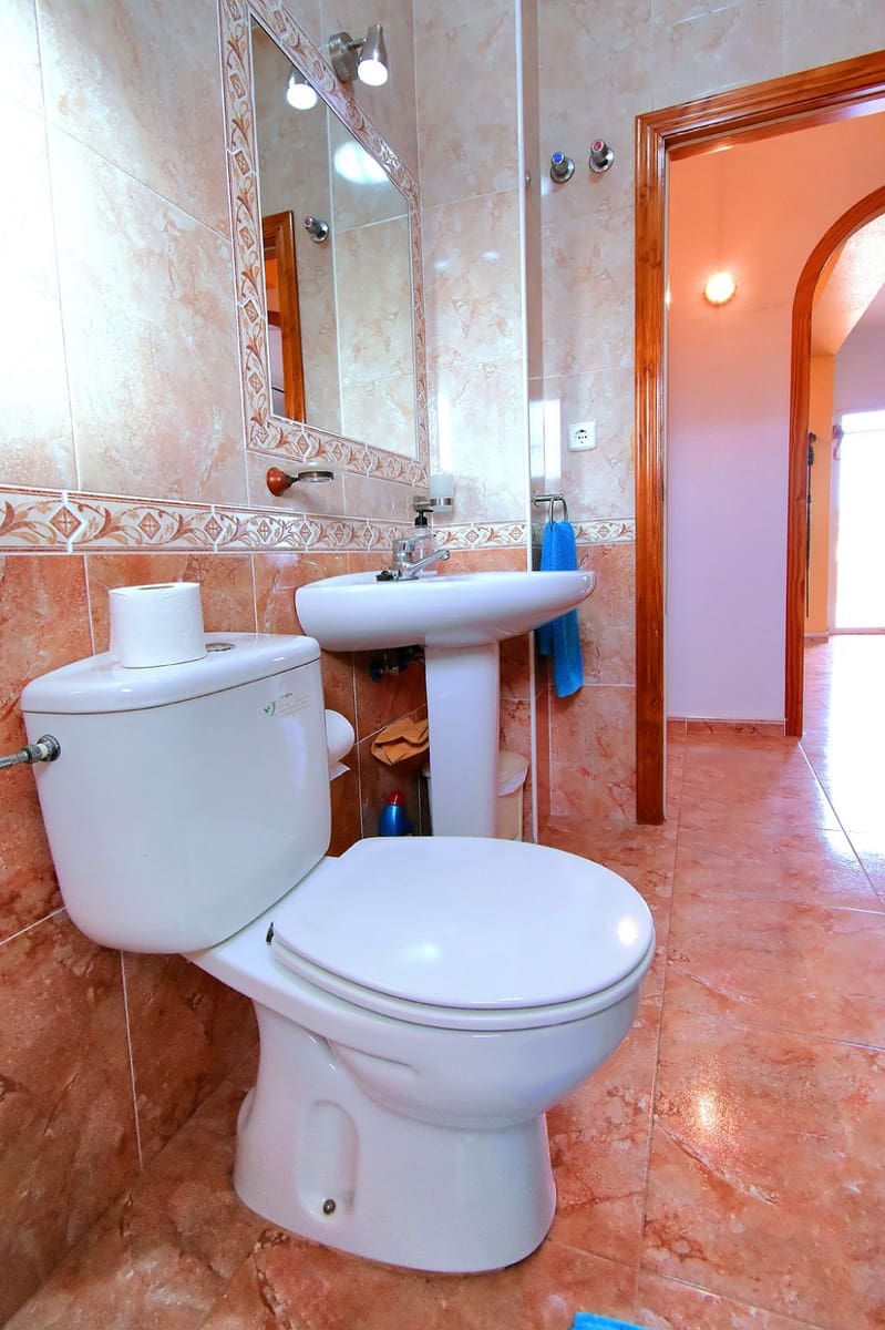 2 soverom Leilighet til salgs i Los Urrutias med svømmebasseng garasje - € 590 (Ref: 9800201)