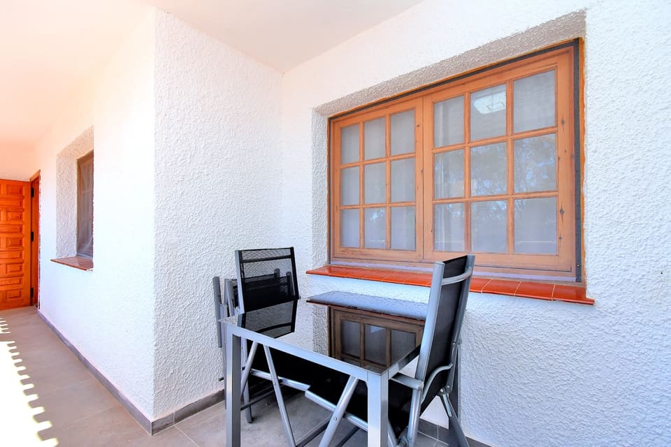 2 Zimmer Ferienapartment in Los Urrutias mit Pool Garage - 520 € (Ref: 9800203)