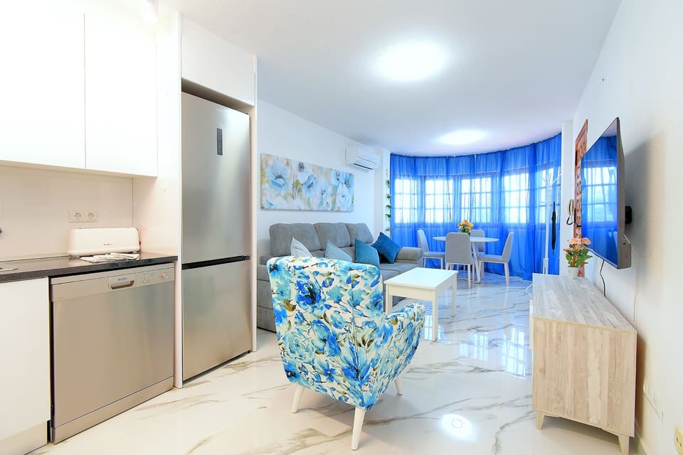 2 Zimmer Ferienapartment in Los Urrutias mit Pool Garage - 520 € (Ref: 9800203)