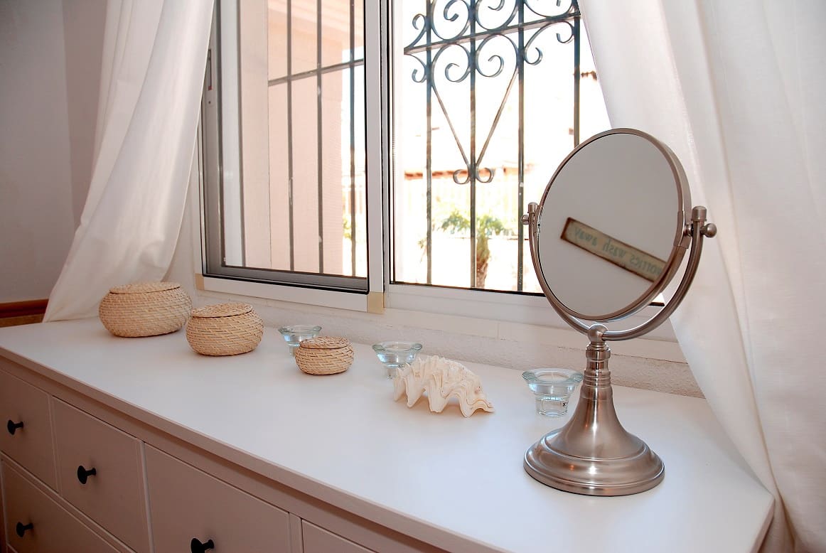 4 makuuhuone Omakotitalo lomavuokrausta paikassa Los Urrutias mukana uima-altaan 
autotalli - 1 270 € (Ref: 9800207)