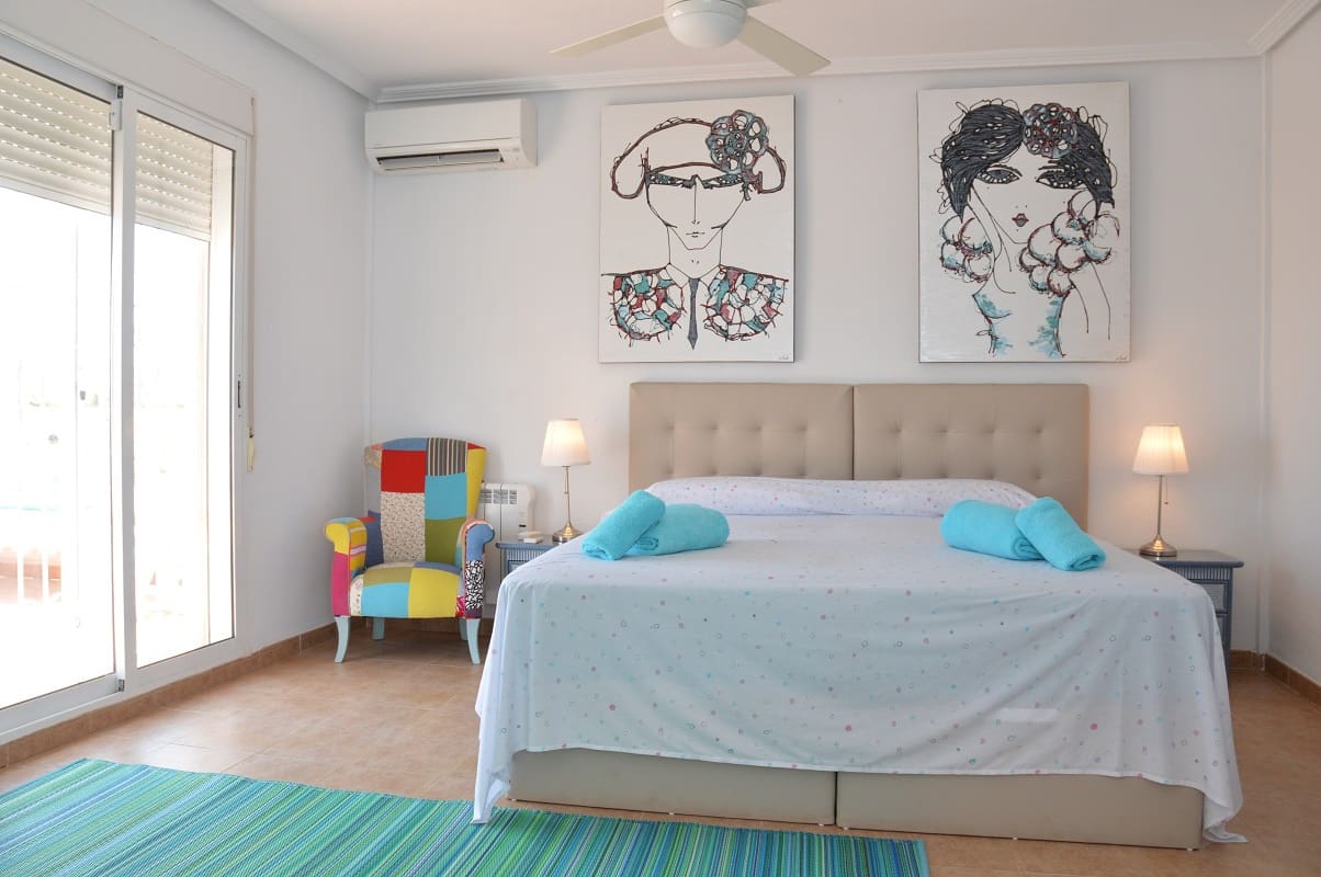 4 makuuhuone Omakotitalo lomavuokrausta paikassa Los Urrutias mukana uima-altaan 
autotalli - 1 270 € (Ref: 9800207)