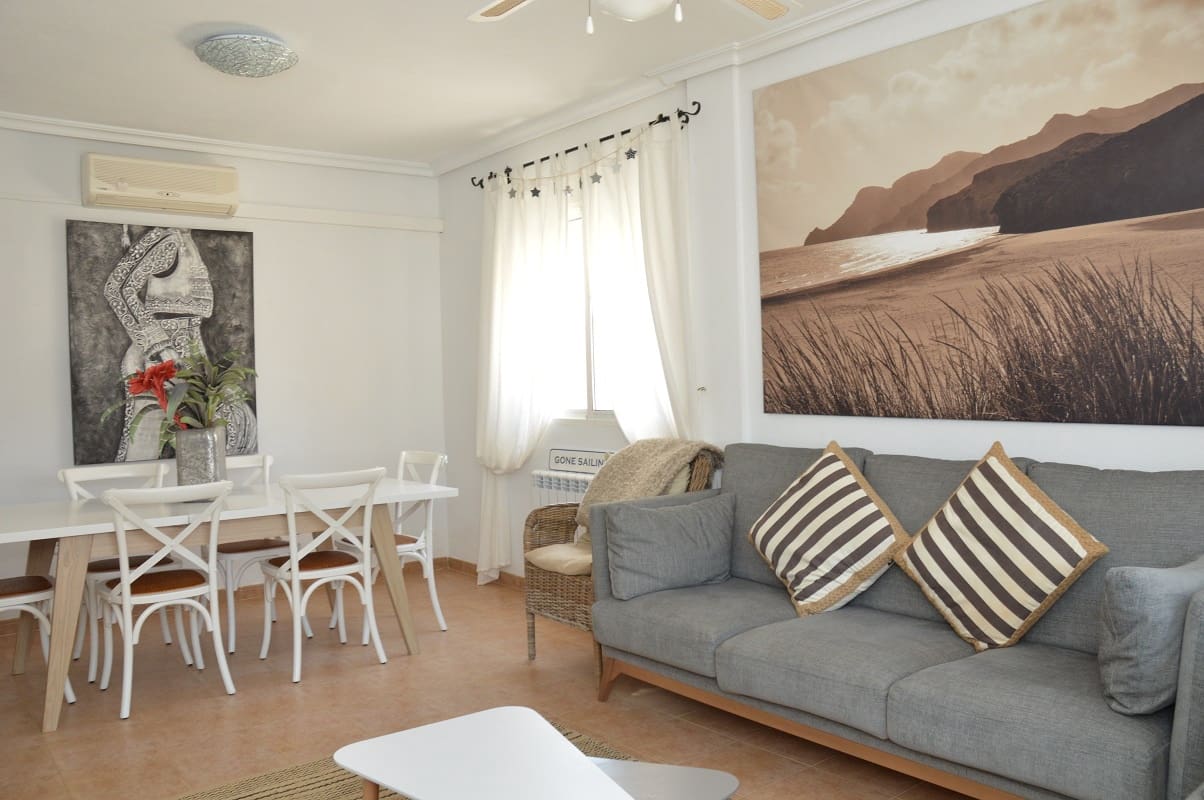 4 makuuhuone Omakotitalo lomavuokrausta paikassa Los Urrutias mukana uima-altaan 
autotalli - 1 270 € (Ref: 9800207)