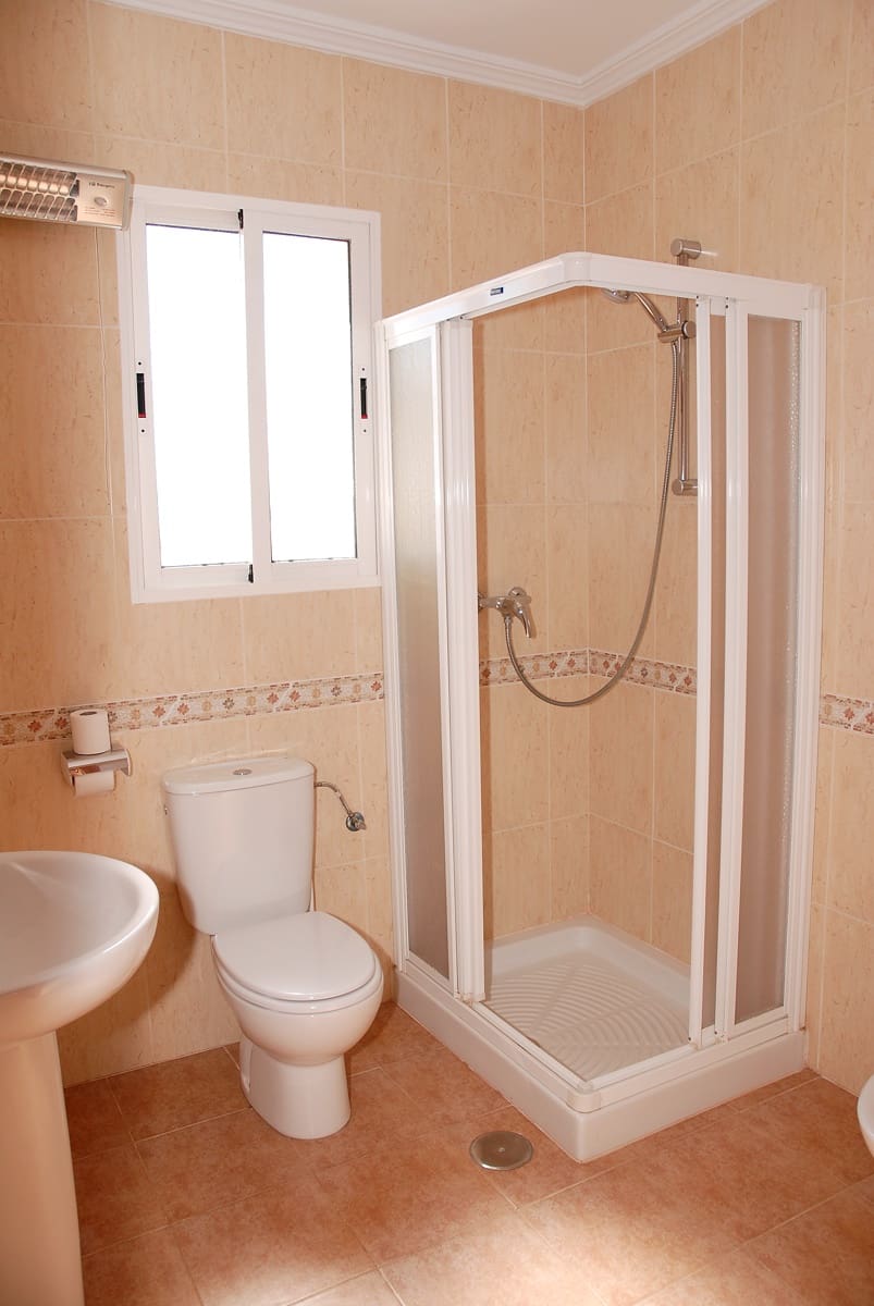 4 makuuhuone Omakotitalo lomavuokrausta paikassa Los Urrutias mukana uima-altaan 
autotalli - 1 270 € (Ref: 9800207)