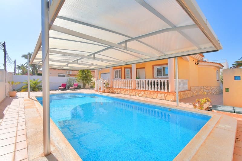 3 Zimmer Ferienhaus in Los Urrutias mit Pool - 1.270 € (Ref: 9800264)