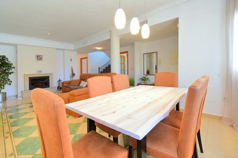 3 Zimmer Ferienhaus in Los Urrutias mit Pool - 1.270 € (Ref: 9800264)