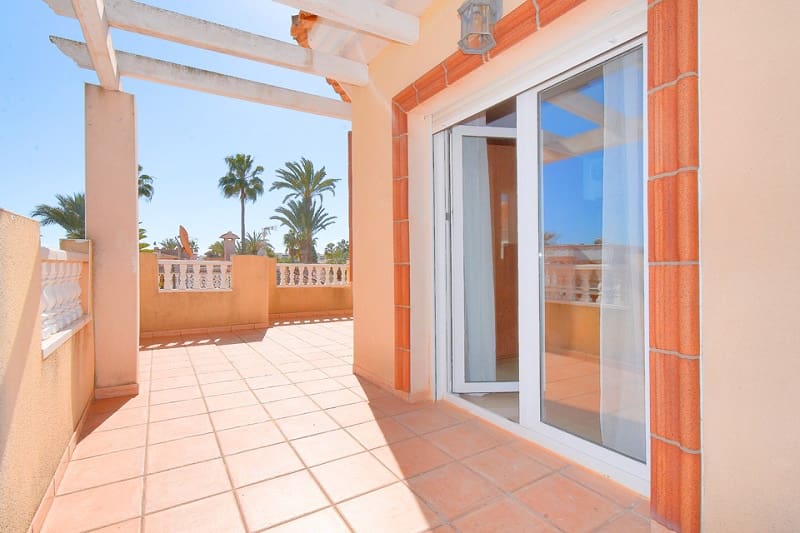 3 Zimmer Ferienhaus in Los Urrutias mit Pool - 1.270 € (Ref: 9800264)