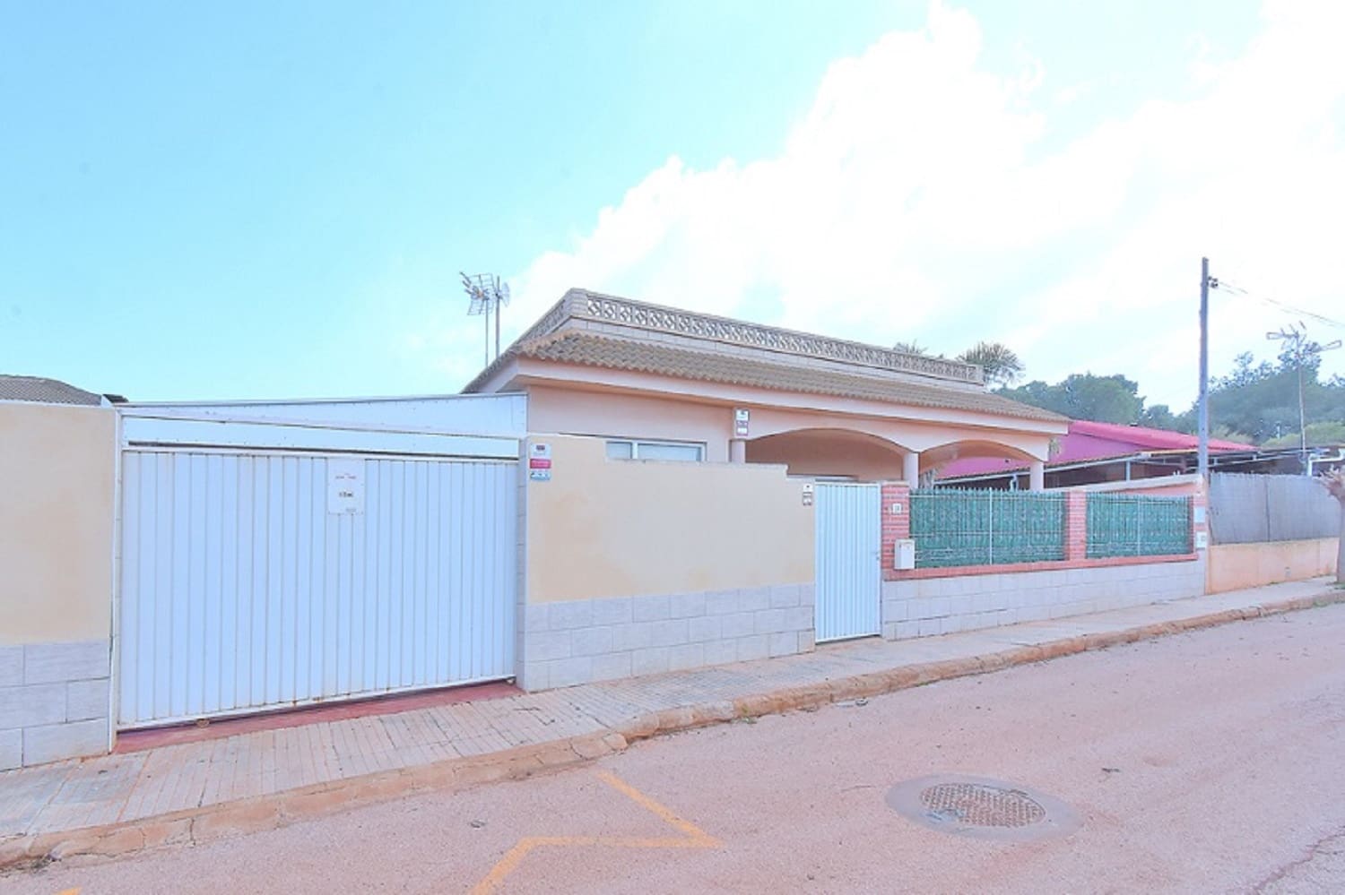 3 Zimmer Ferienhaus in Los Urrutias mit Pool - 1.270 € (Ref: 9800270)