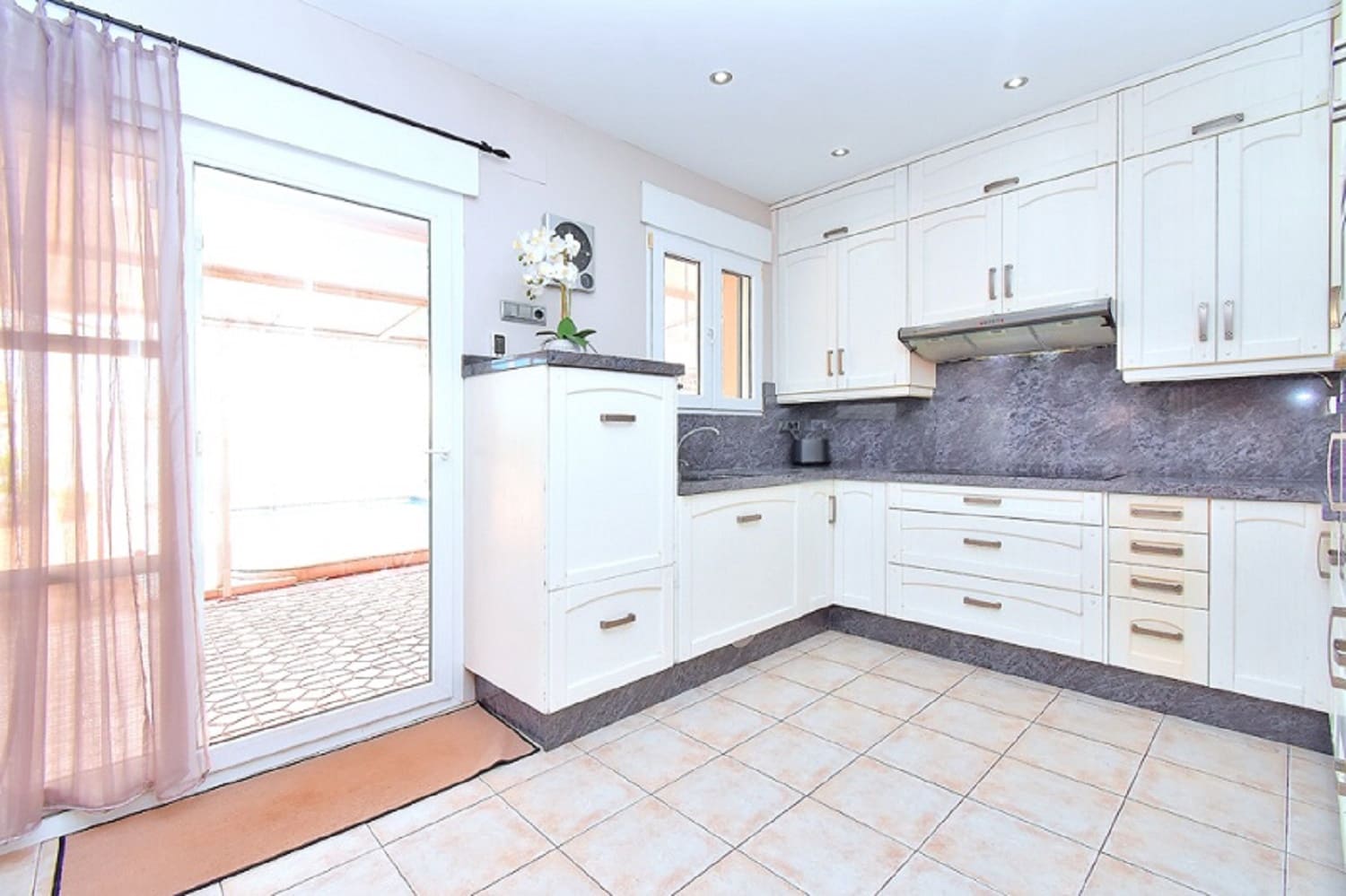 3 Zimmer Ferienhaus in Los Urrutias mit Pool - 1.270 € (Ref: 9800270)