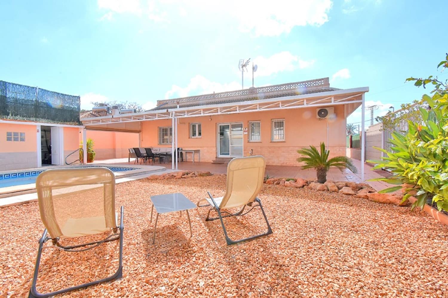 3 Zimmer Ferienhaus in Los Urrutias mit Pool - 1.270 € (Ref: 9800270)