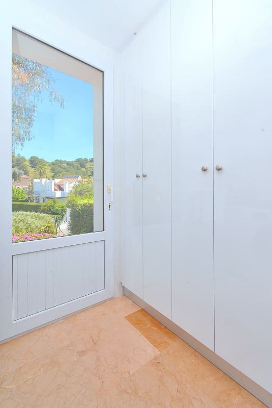 3 makuuhuone Huvila lomavuokrausta paikassa La Manga Club mukana uima-altaan 
autotalli - 1 320 € (Ref: 9800271)