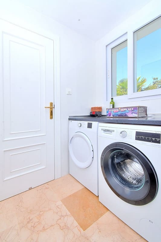 3 makuuhuone Huvila lomavuokrausta paikassa La Manga Club mukana uima-altaan 
autotalli - 1 320 € (Ref: 9800271)